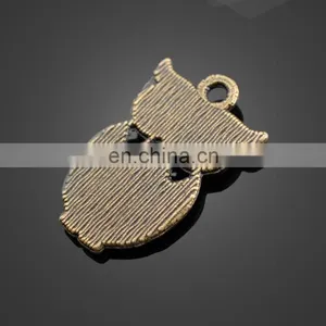 Wholesale Bronze Animal Owl Shape Pendant Alloy Pendant Jewelry Accessories thumbnail-2