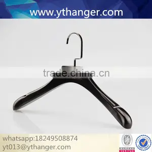 CY-664 Top Material Wooden Clothes Hanger Black Wooden Suit Hanger With Trousers Bar thumbnail-4