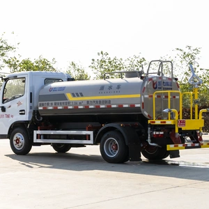 2023 Chinese Brand 6000 Liters to 8000 Liters Potable Drink Water Tank Tanker Sprinkler Bowser Spray Cleaning Transport and Delivery Truck thumbnail-3