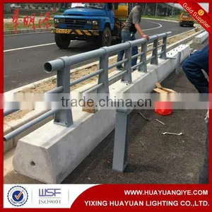 Galvanized Road Safety Barrier Steel Fence Post Pole for Highway Quality Choice thumbnail-1