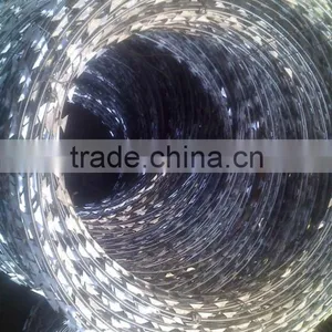 Galvanized Barbed Razor Wire Mesh thumbnail-1