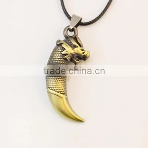 Popular PUNK Charm Wolf Tooth Pendants Necklace Gift thumbnail-3