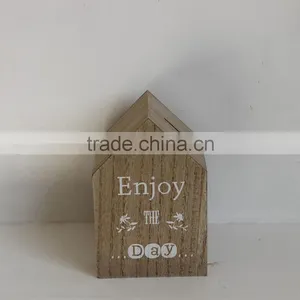 Wooden Piggy Bank thumbnail-1