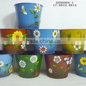 Metal Flower Pots thumbnail-1