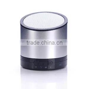 2013 Hot Sale Speaker Fashion Design 3.0V Bluetooth Speaker thumbnail-1