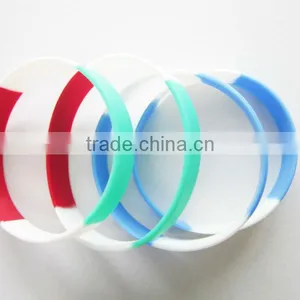 Breast Cancer Silicone Bracelets thumbnail-1