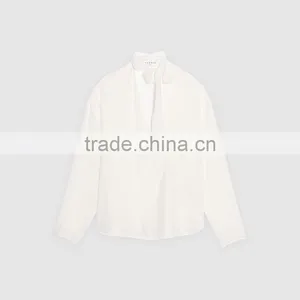 NEWEST DESIGN Nice Fastening at the Collar Women V-neck and Long Sleeve Blouse thumbnail-6