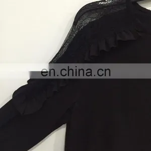The Shoulder Lace Stitching Long-sleeved Blouse thumbnail-3