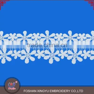 Manufacturer Wholesale Hot Cotton Guipure Embroidery Lace Triming Stripe Shape Eyelash Lace Trim thumbnail-2