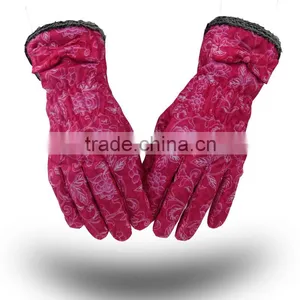 Conductive Thread Touch Finger Gloves thumbnail-6