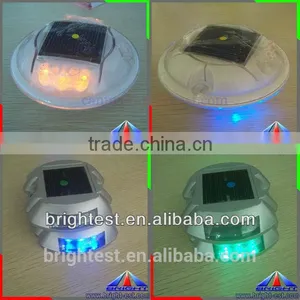 Hot Sale Aluminum Waterproof IP68 Cat Eye Reflective LED Traffic Solar Road Stud thumbnail-4