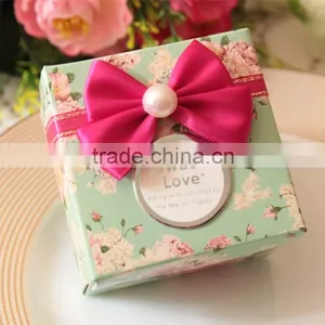 2015- Romanic Handmade Floral Wedding Candy Box With Brooch and Bowknot thumbnail-1