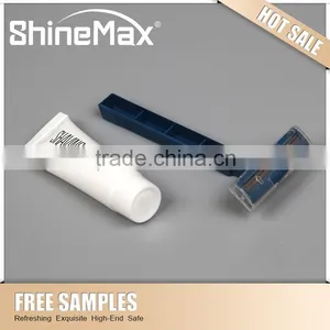 Colorful Product Triple Blade Razor thumbnail-1