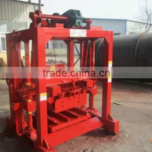 Manual Concrete Block Moulding Machine QT4-40, QTJ4-40 From Huarun Tianyuan Factory thumbnail-2