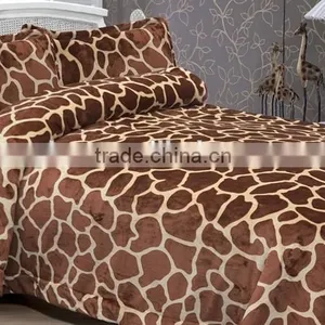 Super Soft Leopard Print Flannel Fleece Blanket thumbnail-1