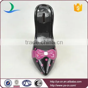 Special Design Of High Heel Shoe Shape Ceramic Money Bank thumbnail-3