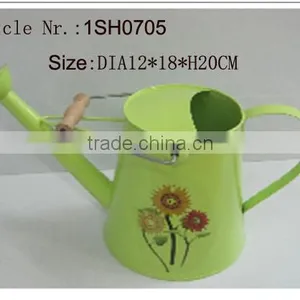 Tin Watering Cans thumbnail-1