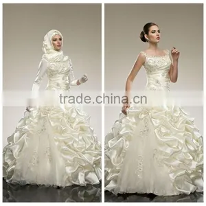 Ivory Long Sleeve Ball Gown Hijab Muslim Wedding Dress thumbnail-1