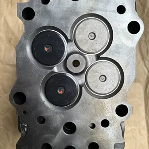 CUMMINS HEAD,CYLINDER 3639979 3640319 3646322 4313887 thumbnail-2