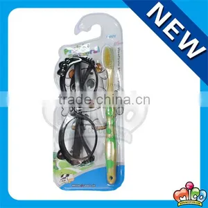 Soft Toothbrush With Plastic Glasses thumbnail-1