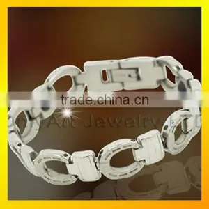 Newly Design Circle Stainless Steel Bracelet thumbnail-1