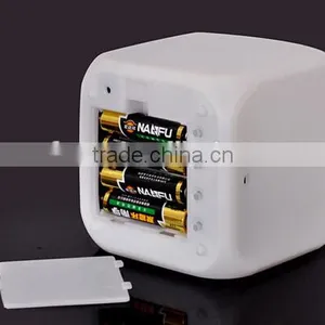 Hot Selling 7 Color Changing Led Digital Alarm Clock thumbnail-2