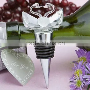 Crystal Kissing Swan Wedding Favor Bottle Stopper thumbnail-1