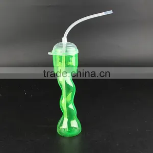 Plastic S Shape Beach Drink Bottle With Straw thumbnail-3