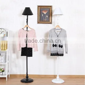 Metal Hat and Cloth Rack thumbnail-1