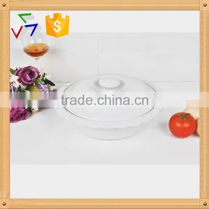 10" Round Porcelain Bakeware With Lid thumbnail-1