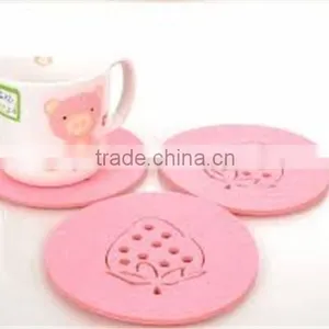 2017 Wooden Pink Strawberry Cup Coaster Made in China thumbnail-1