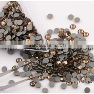 Manufacturer's Price Wholesale Top Quality in China for Nail Art Rhinestones thumbnail-2