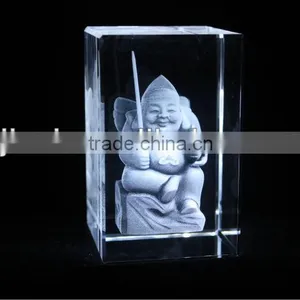 3D Laser Engraved Photo Crystal Cube thumbnail-1