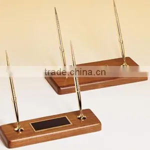 SOARAWAY WALNUT DESK SET WITH TWO PENS thumbnail-1