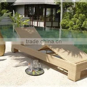 Wicker Outdoor Garden Sun Lounger DH-9547 thumbnail-1