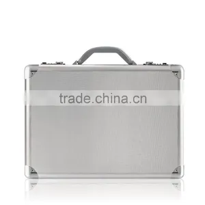 Silver Aluminum Laptop Case thumbnail-3