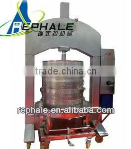 Hydraulic Grape Pressing Machine on Sale thumbnail-1
