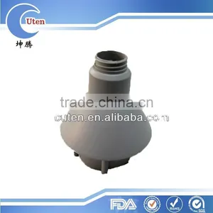 Plastic E27 Lampholder thumbnail-1