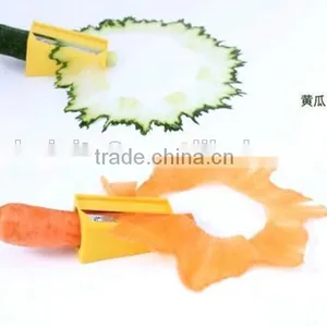 CY127 Creative Cucumber Mask Cutter Vegetable Fruit Slicer Cutter Grater thumbnail-2