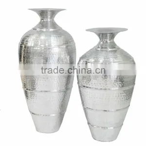 Silver Flower Vase thumbnail-1