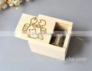 Hot Selling Best Price Wood Hand Crank Music Box thumbnail-2