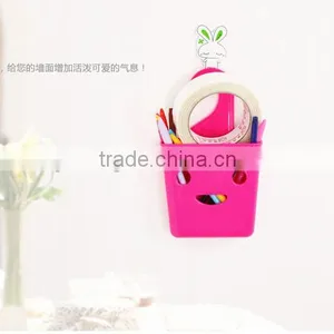 PP Multifunctional Smiling Face Plastic Storage Basket ,smile Shape Mini Hanging Basket Container thumbnail-4