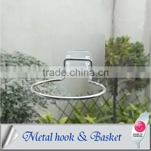 Reuseable and Removeable Wall Mounted Flower Pot Holder thumbnail-1