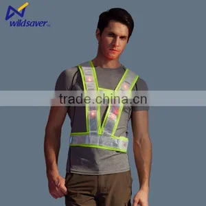 Good Design Adjustable High Visibility Traffic Reflective Safety Vest With LED Lights thumbnail-6