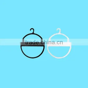 Plastic Scarf Hanger thumbnail-1