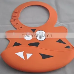 New Design Custom Brand BPA Free Soft Bandana Silicone Baby Bibs With 2 Sizes thumbnail-6