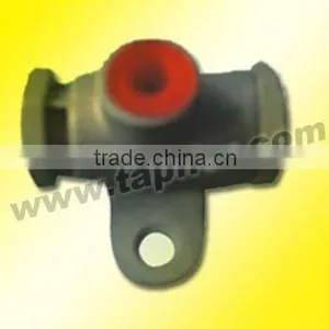 Double Check Valve for MITSUBISHI Truck Parts MC820241 thumbnail-1