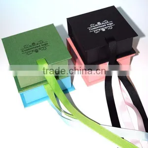 Recycled Custom Size Cardboard Flat Folding Pack Gift Box With Shinny Ribbon thumbnail-1