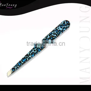 Beauty Care Eyebrow Tweezers thumbnail-1