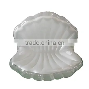 Giant Inflatable Seashell Lounger Sofa for Water Game thumbnail-1